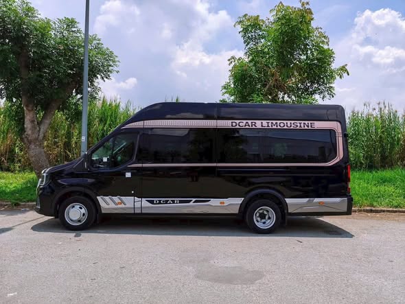 BOSS LIMOUSINE cho thuê xe dcar limousine tại Hà Nội