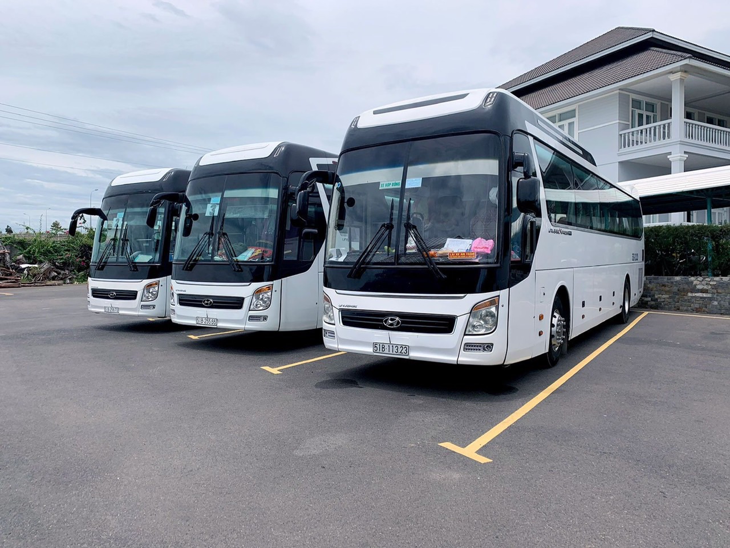 Thuê xe 45 chỗ Hà Nội