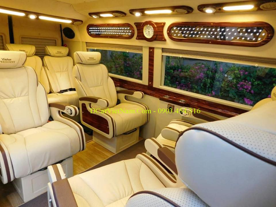 Thuê xe limousine dcar Hà Nội đi Cao Bằng