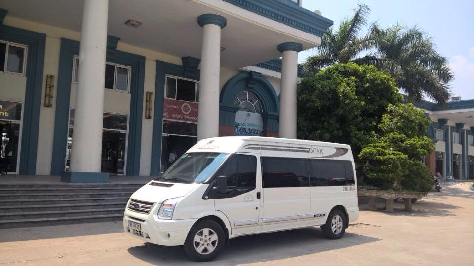Thuê xe limousine dcar Hà Nội đi Cao Bằng