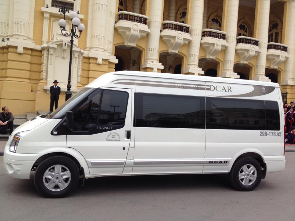Thê xe limousine dcar chơi golf Hà Nội