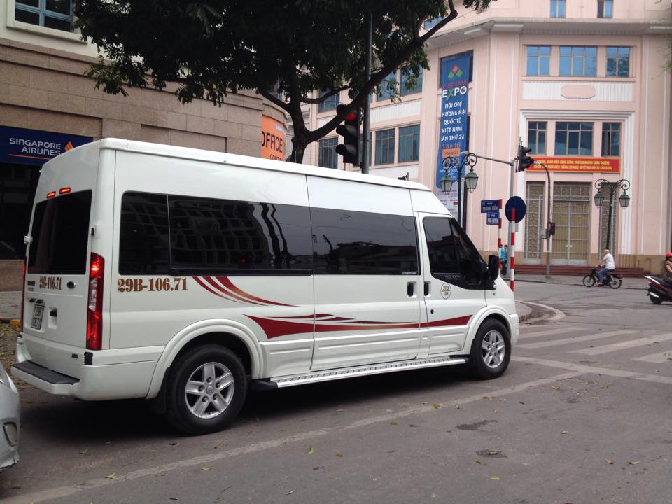 Ha long limousine service